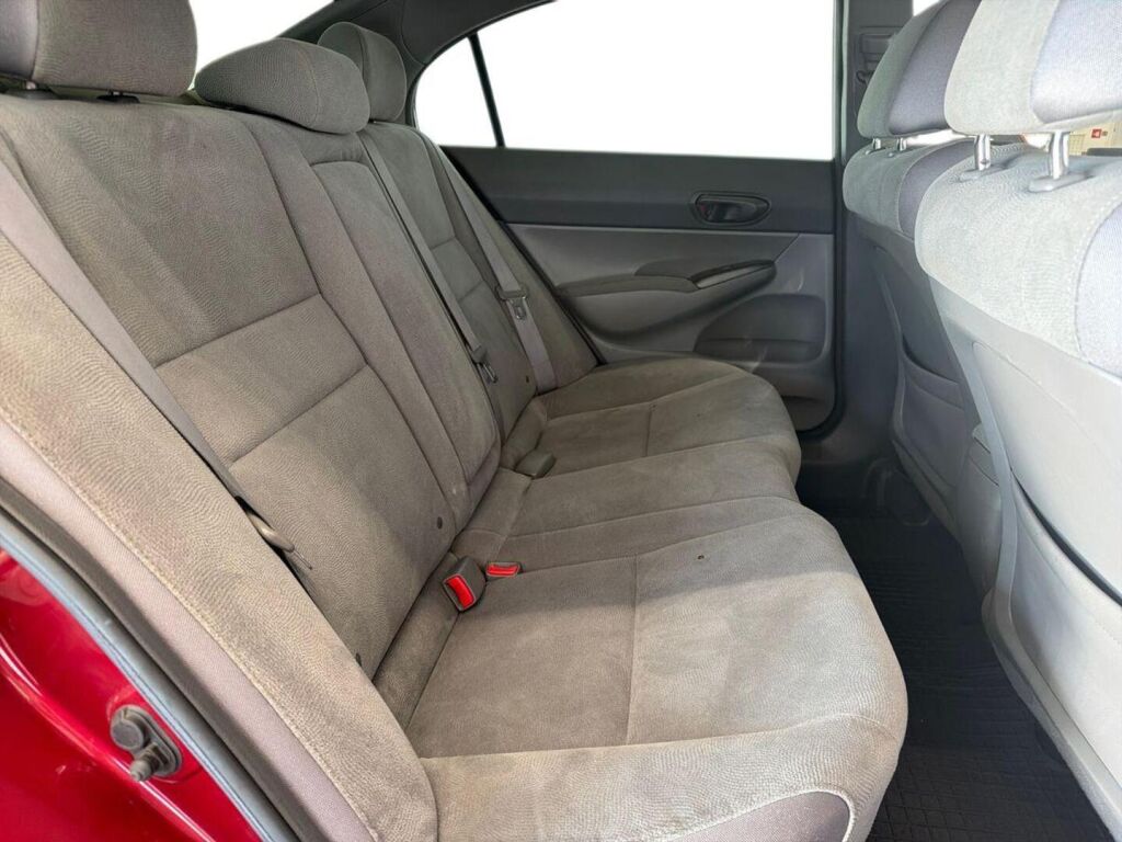 Honda Civic 2007 Punainen