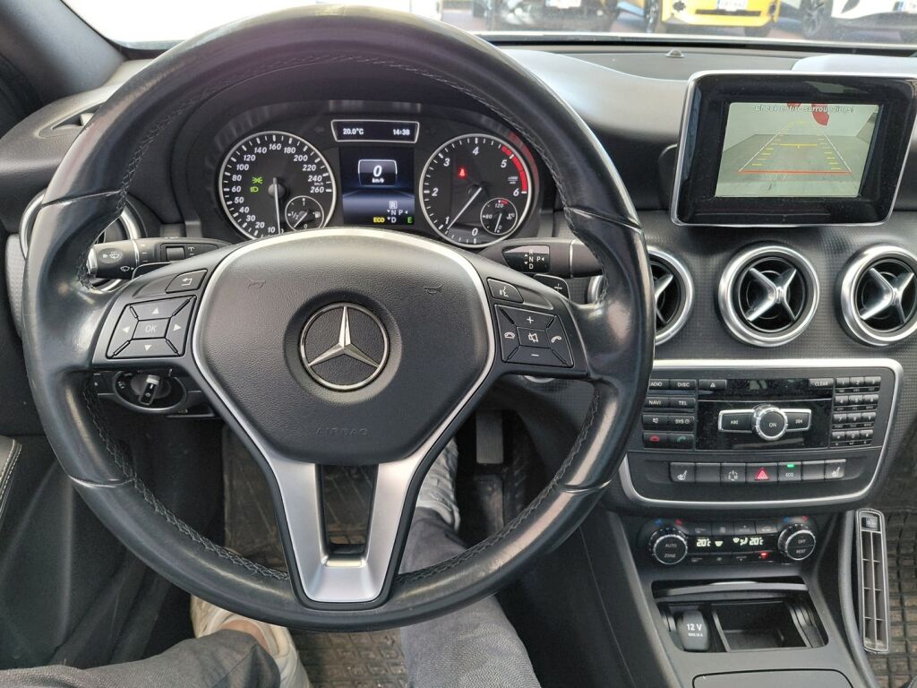 Mercedes-Benz A 2014 Valkoinen