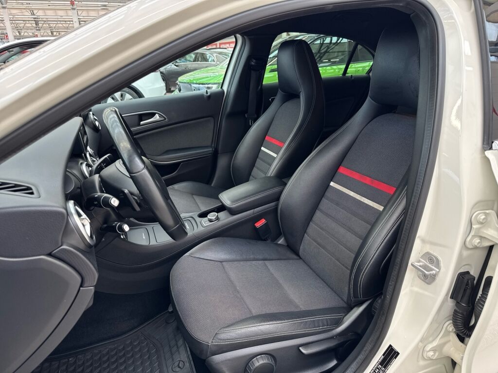 Mercedes-Benz A 2014 Valkoinen