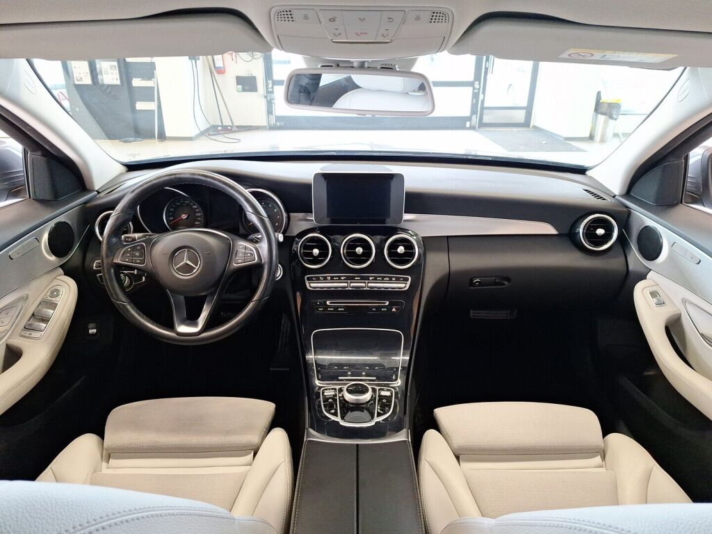 Mercedes-Benz C 2017 Harmaa