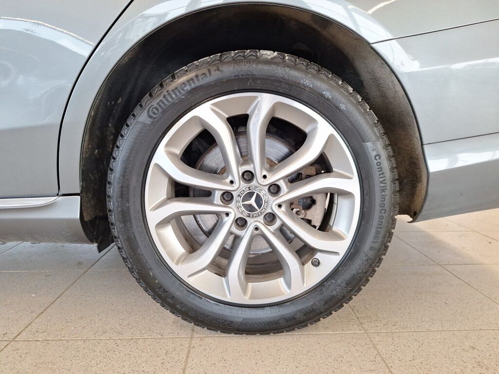 Mercedes-Benz C 2017 Harmaa
