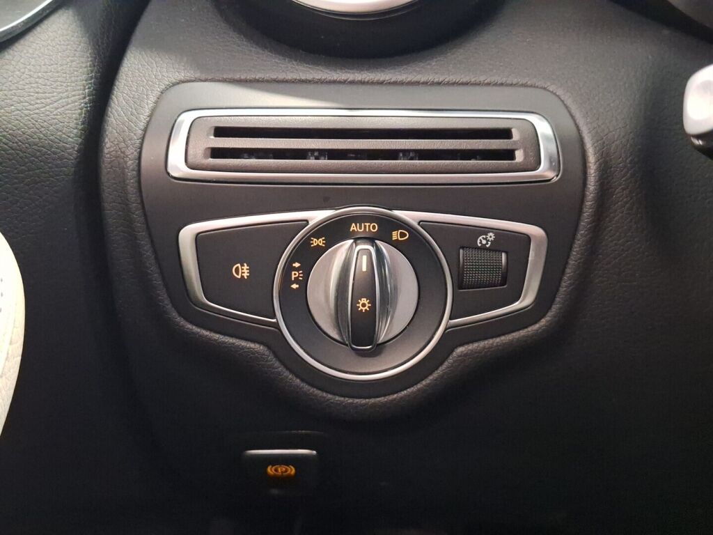 Mercedes-Benz C 2017 Harmaa