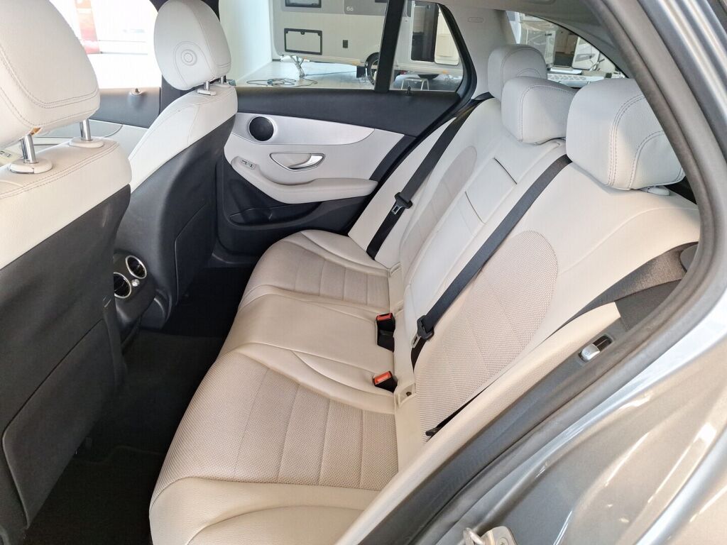 Mercedes-Benz C 2017 Harmaa