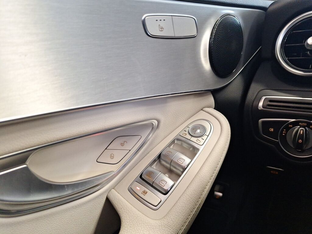 Mercedes-Benz C 2017 Harmaa