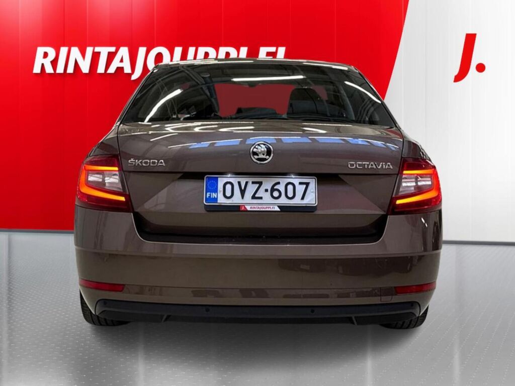 Skoda Octavia 2017 Ruskea (beige)