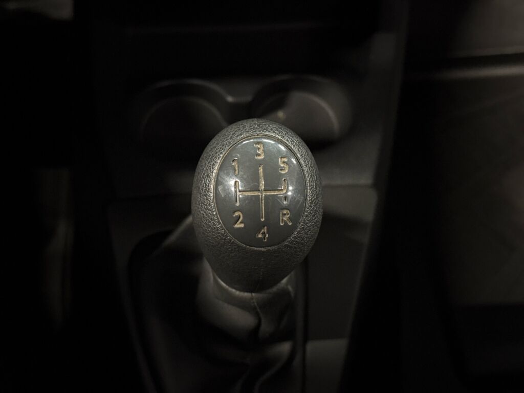 Dacia Dokker Van 2017 Valkoinen