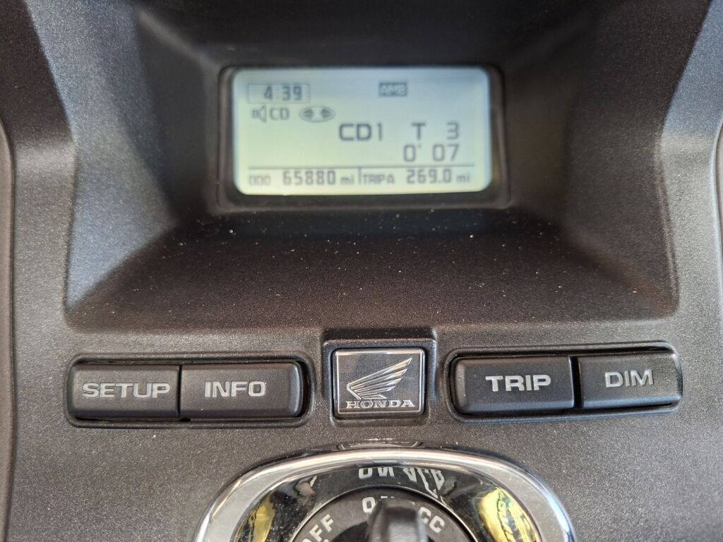 Honda GL 2006 Keltainen