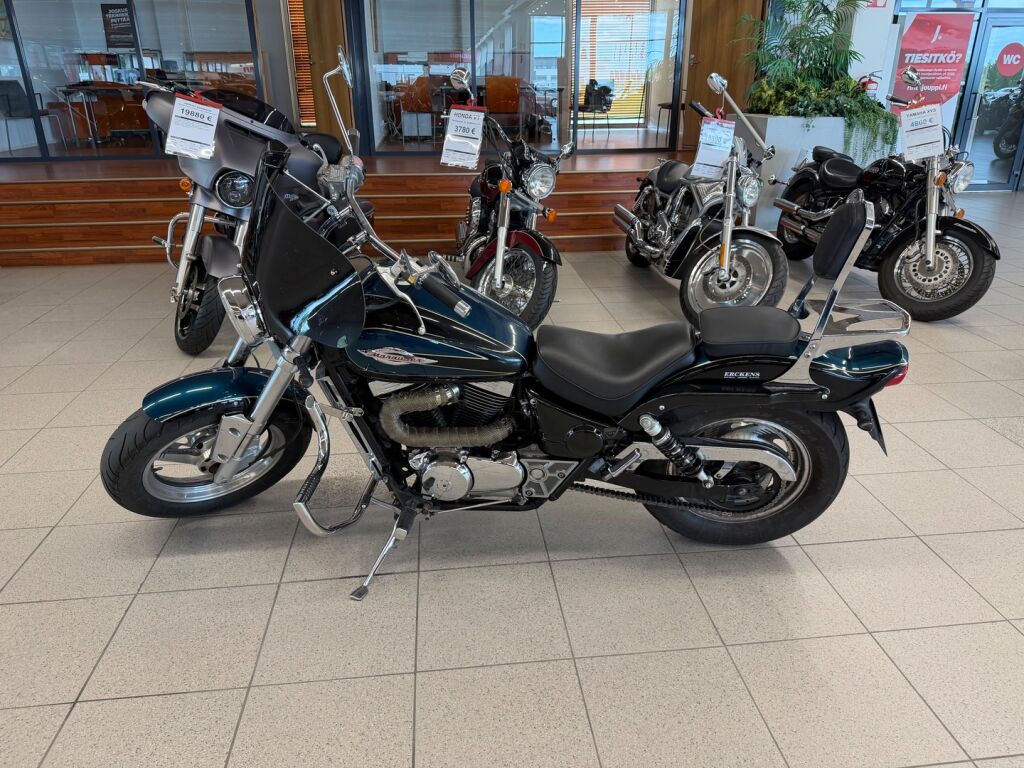 Suzuki VZ 2000 