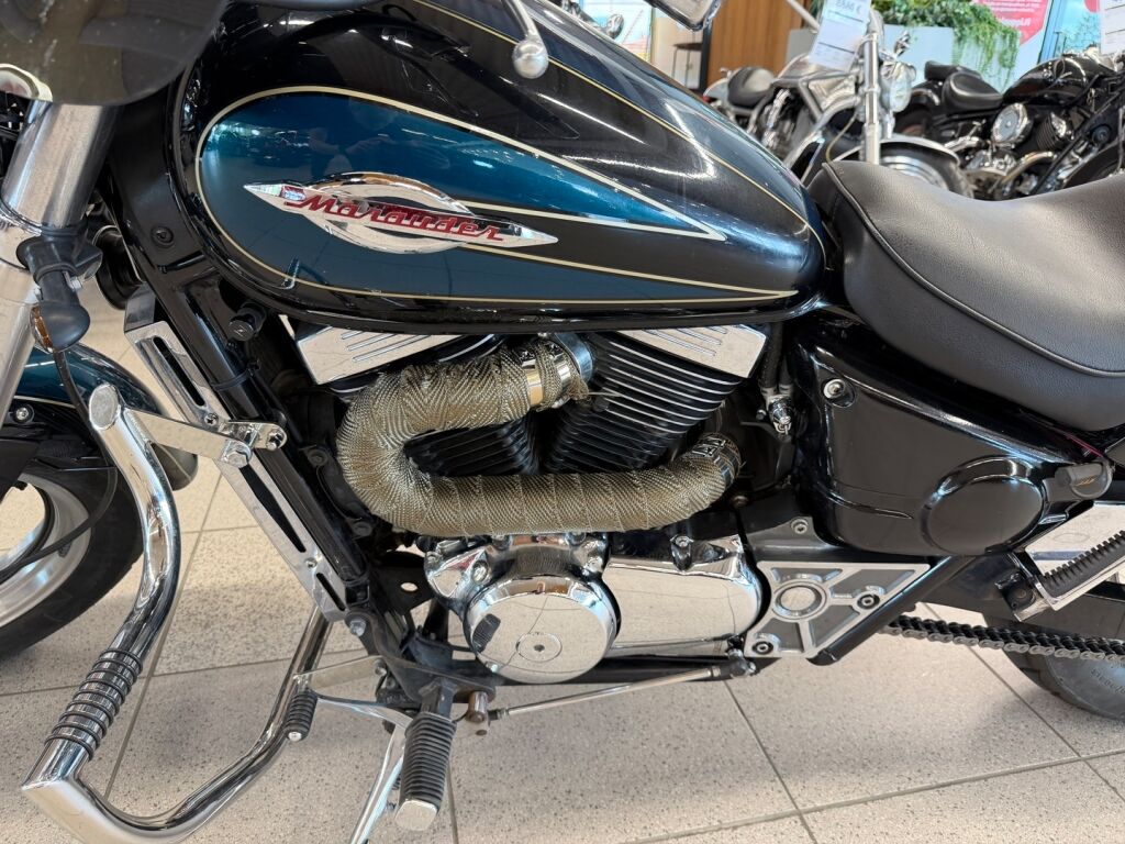 Suzuki VZ 2000 