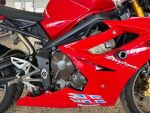 Triumph Daytona 2006 Punainen