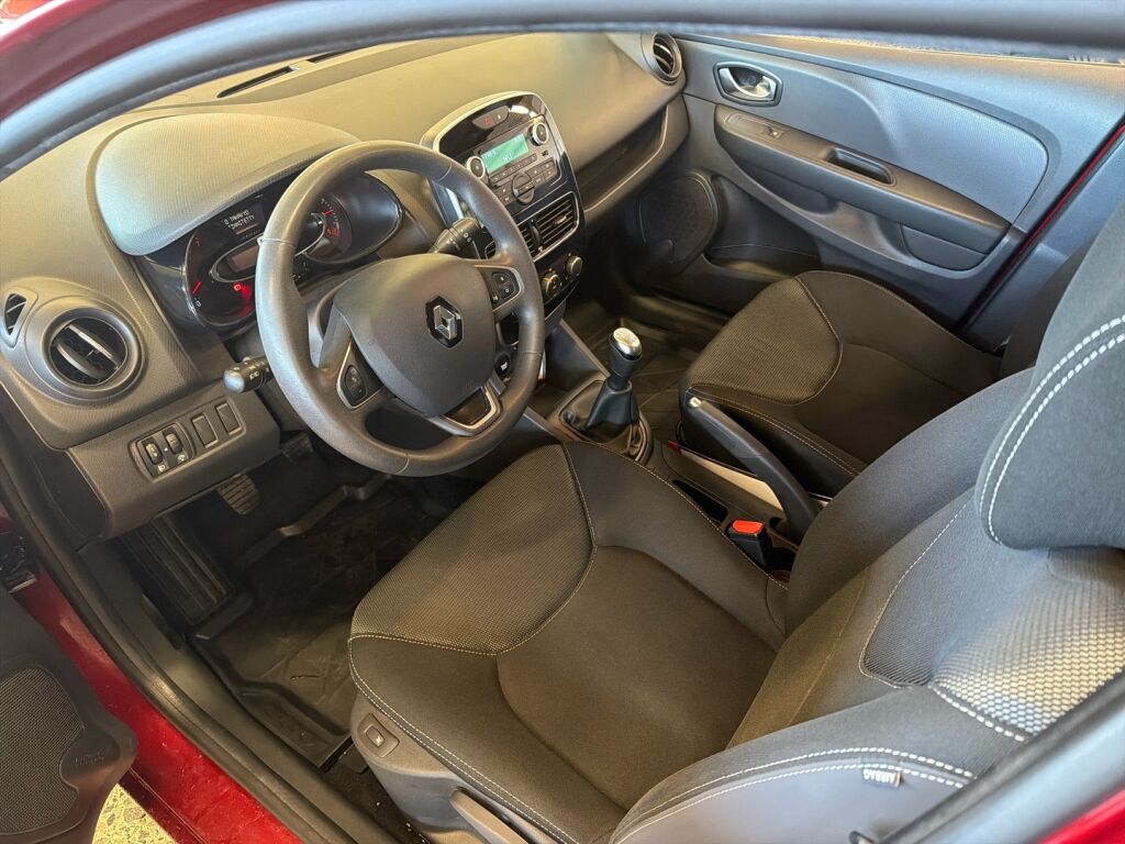 Renault Clio 2017 Punainen