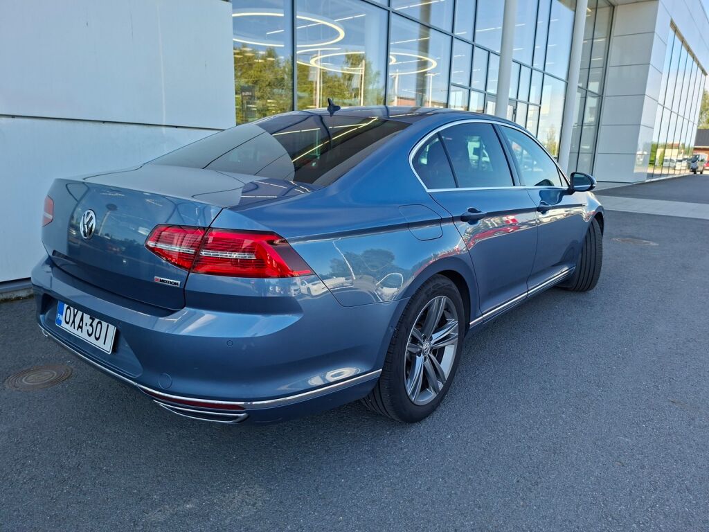 Volkswagen Passat 2015 Sininen