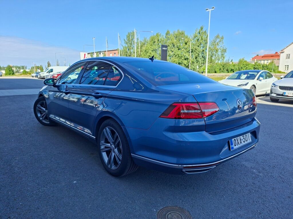 Volkswagen Passat 2015 Sininen