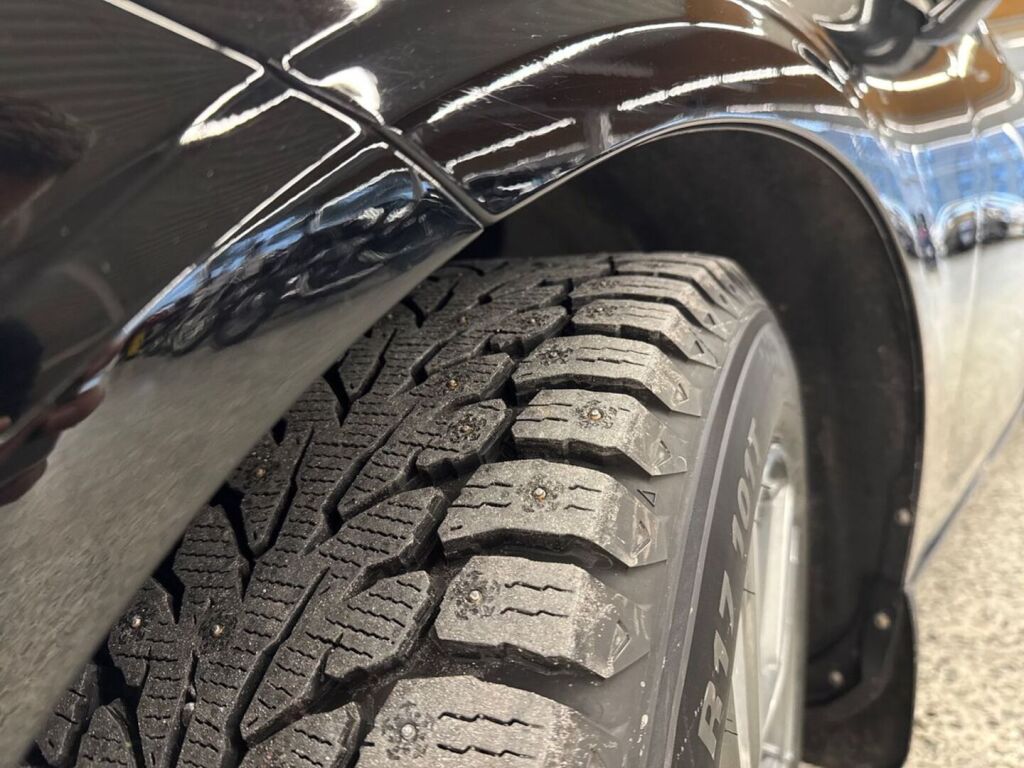 Volvo S90 2018 Musta