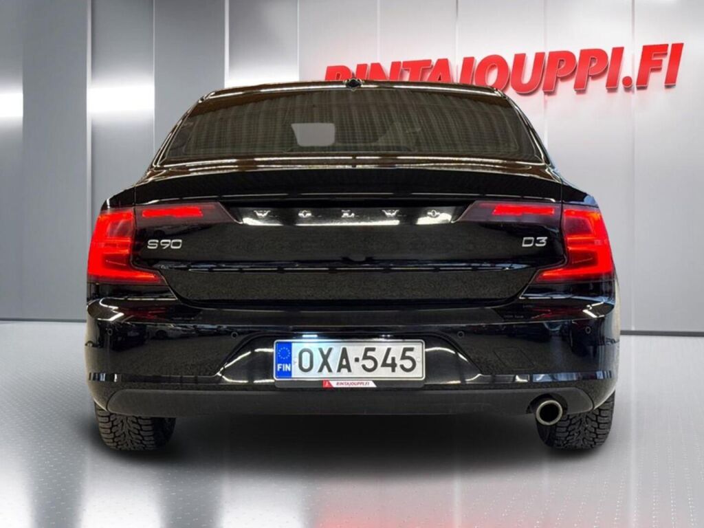 Volvo S90 2018 Musta