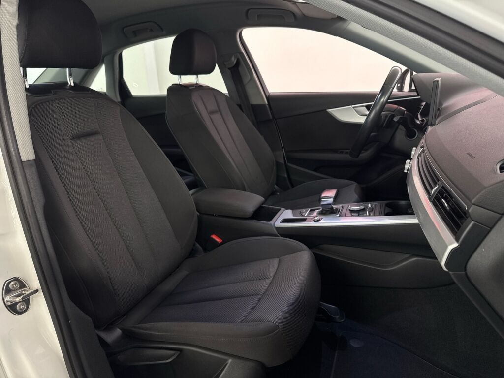 Audi A4 2018 Valkoinen