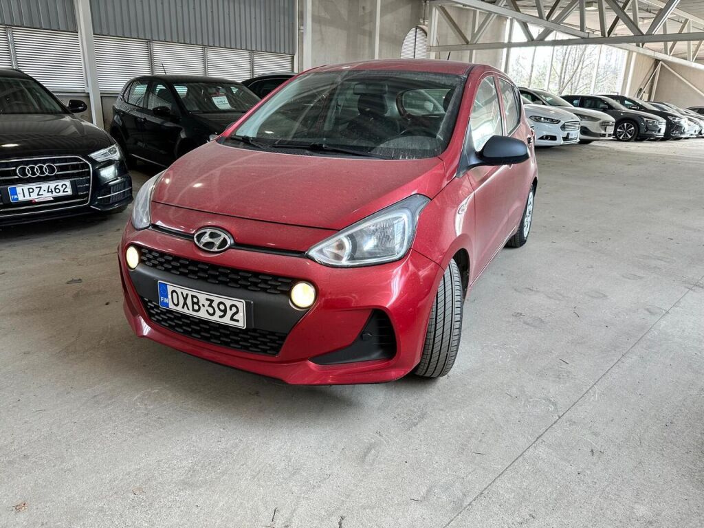 Hyundai i10 2017 Punainen