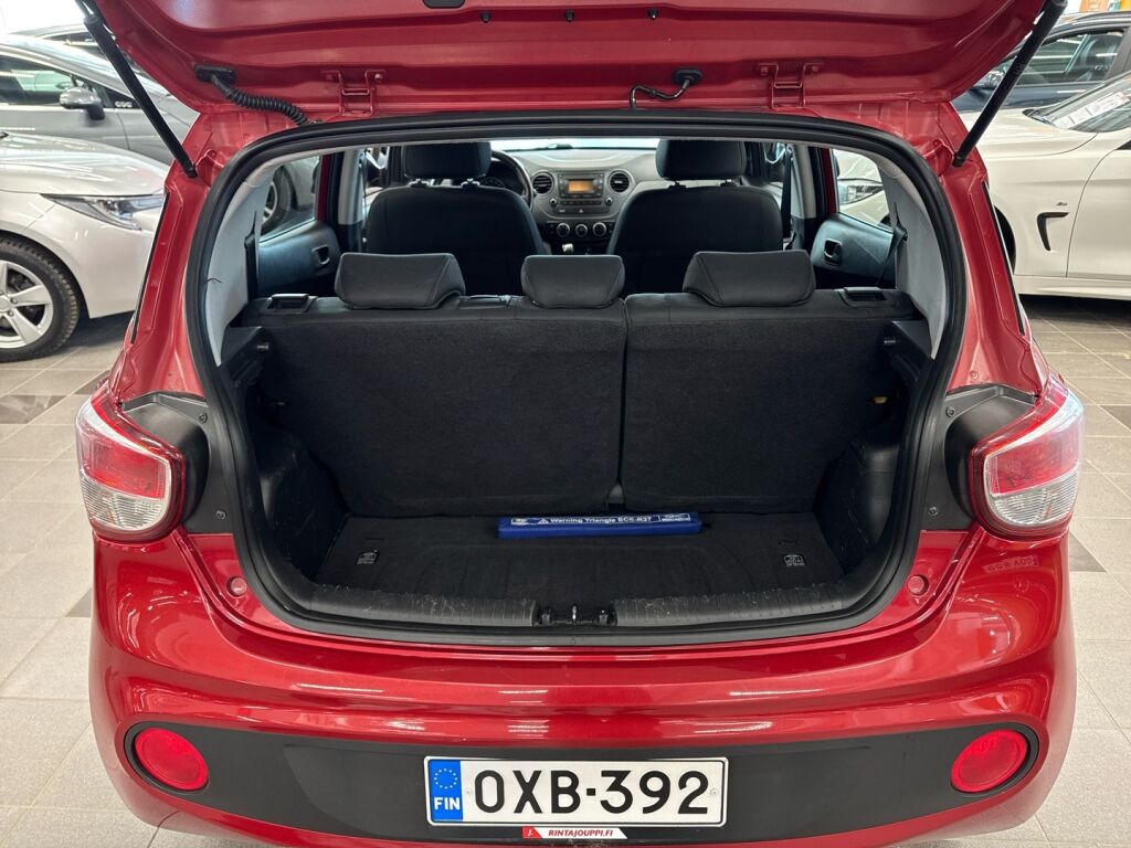 Hyundai i10 2017 Punainen