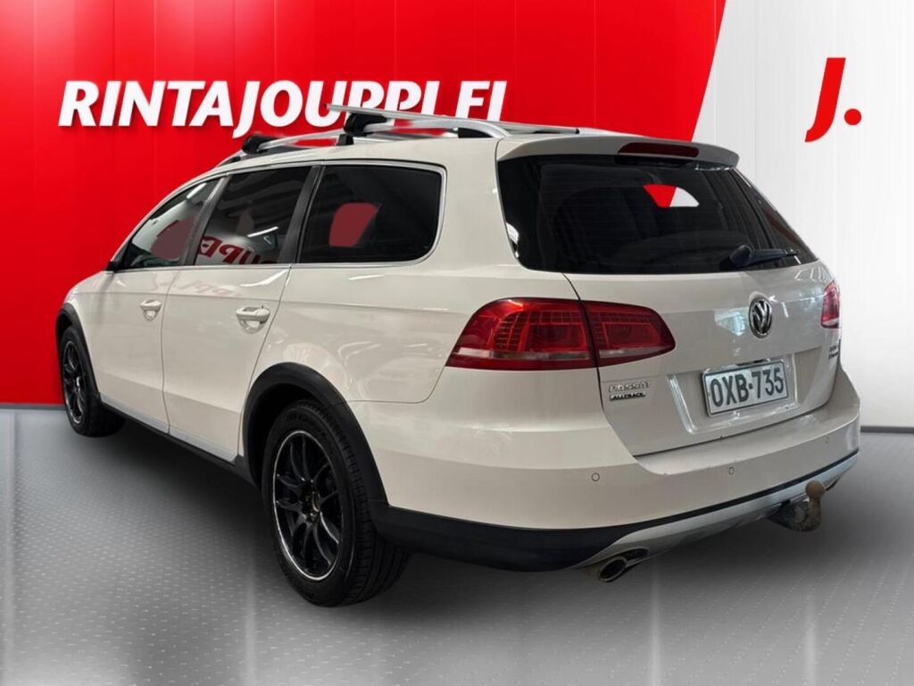 Volkswagen Passat 2012 Valkoinen