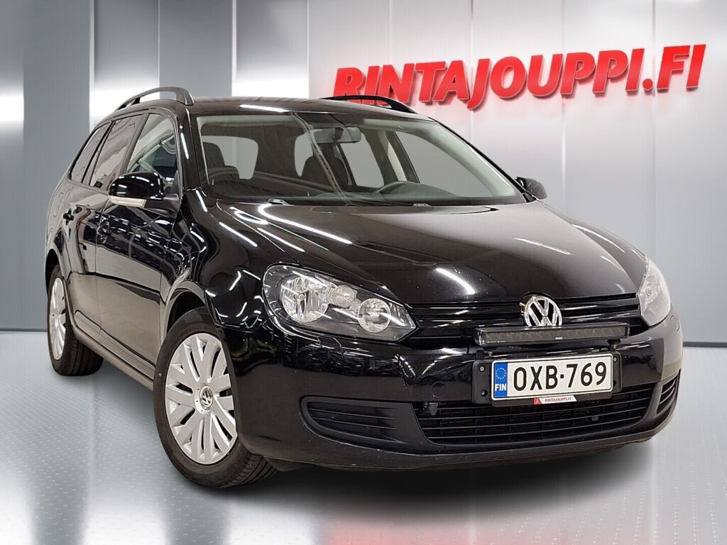Volkswagen Golf 2010 Musta