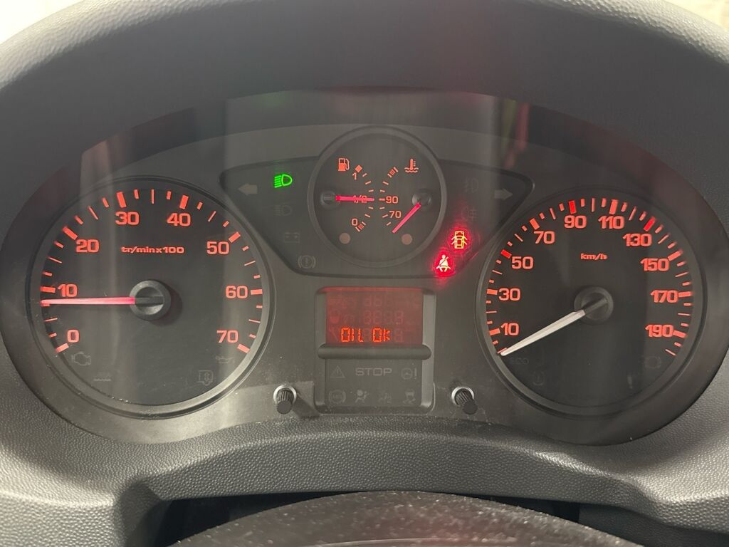 Peugeot Expert 2014 Harmaa