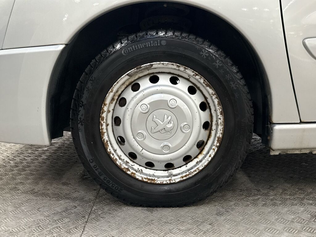 Peugeot Expert 2014 Harmaa