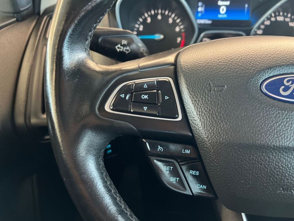 Ford Focus 2017 Harmaa