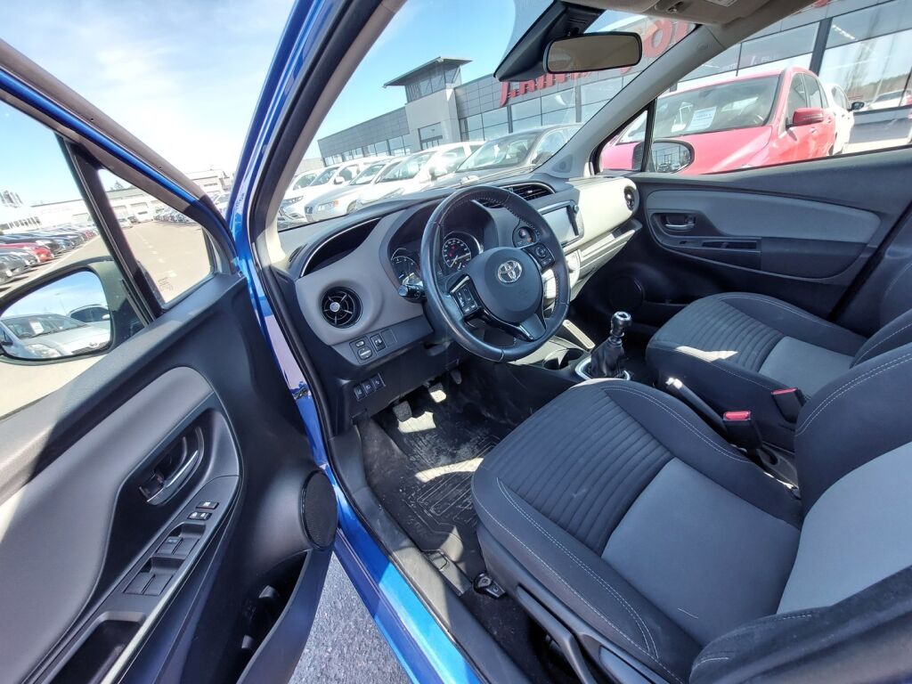 Toyota Yaris 2018 Sininen
