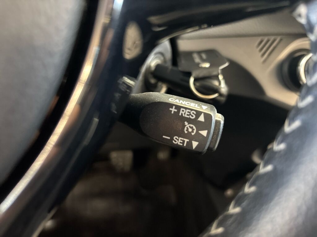 Toyota Yaris 2018 Sininen