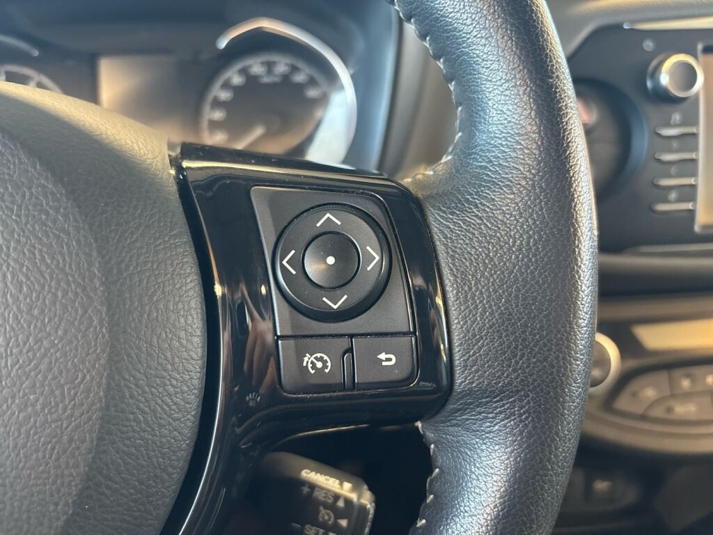 Toyota Yaris 2018 Sininen