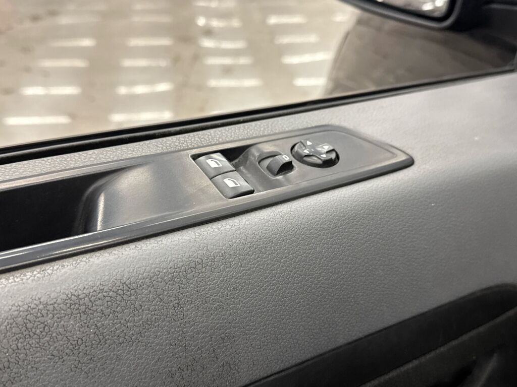 Citroen Jumpy 2018 Musta