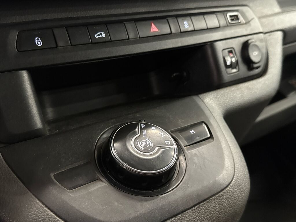 Citroen Jumpy 2018 Musta