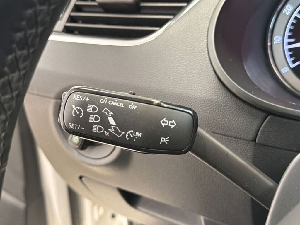 Skoda Octavia 2018 Valkoinen