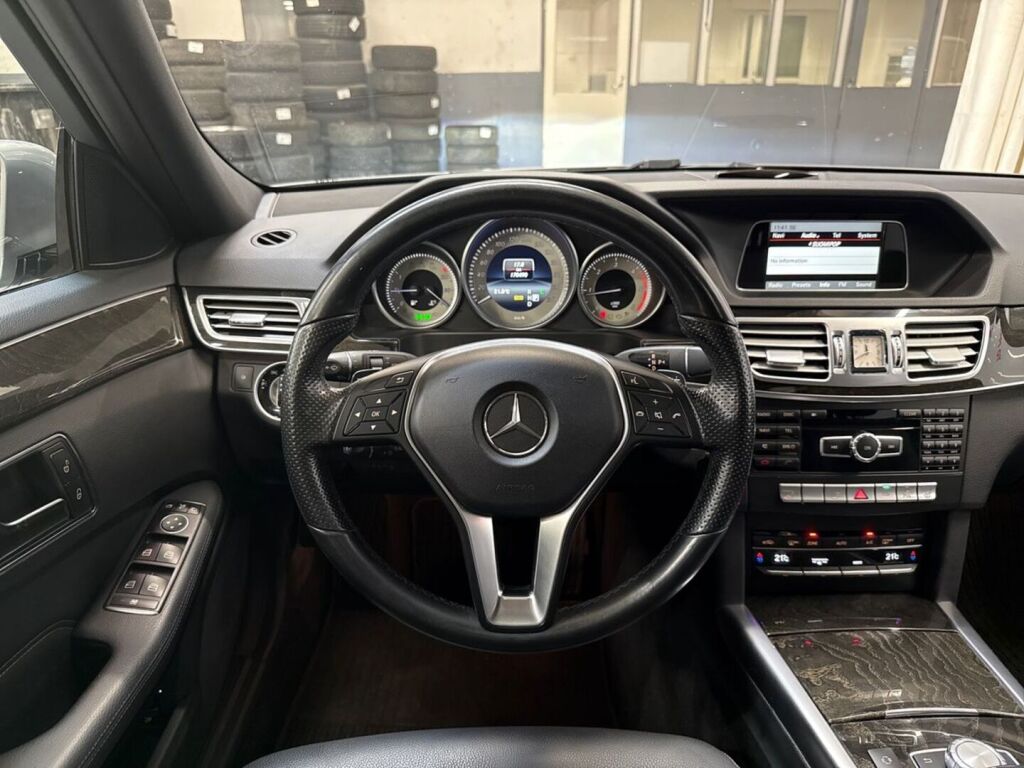 Mercedes-Benz E 2015 Harmaa