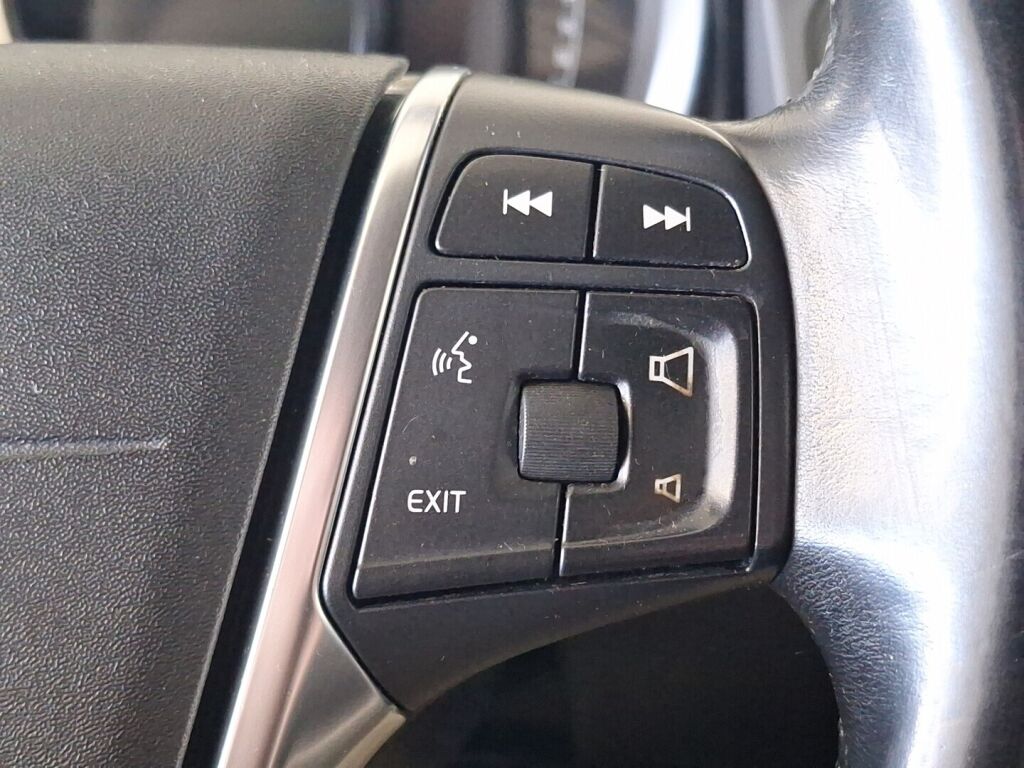 Volvo XC60 2014 Ruskea (beige)