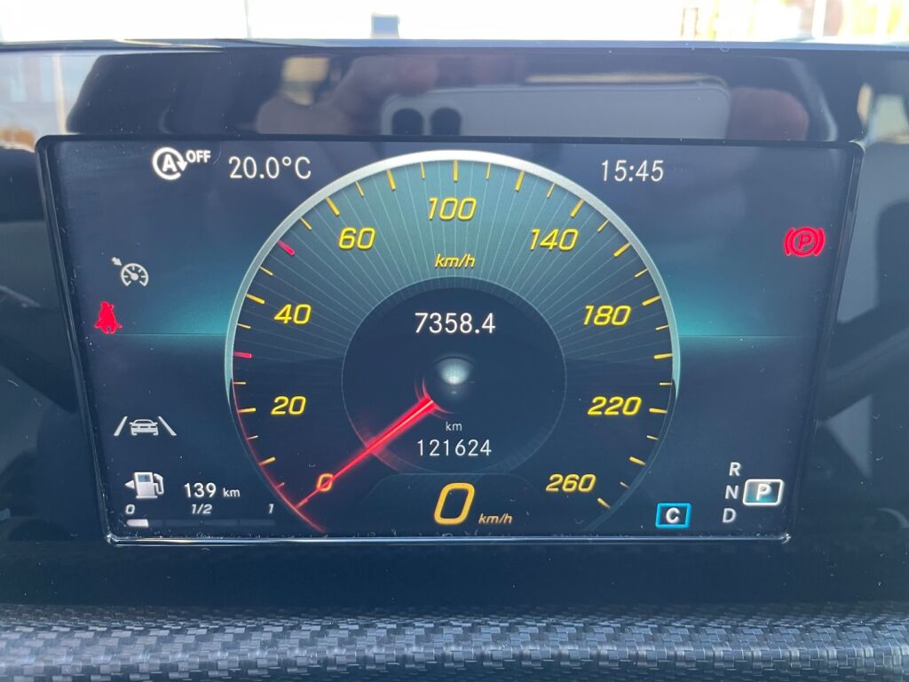 Mercedes-Benz A 2018 Musta