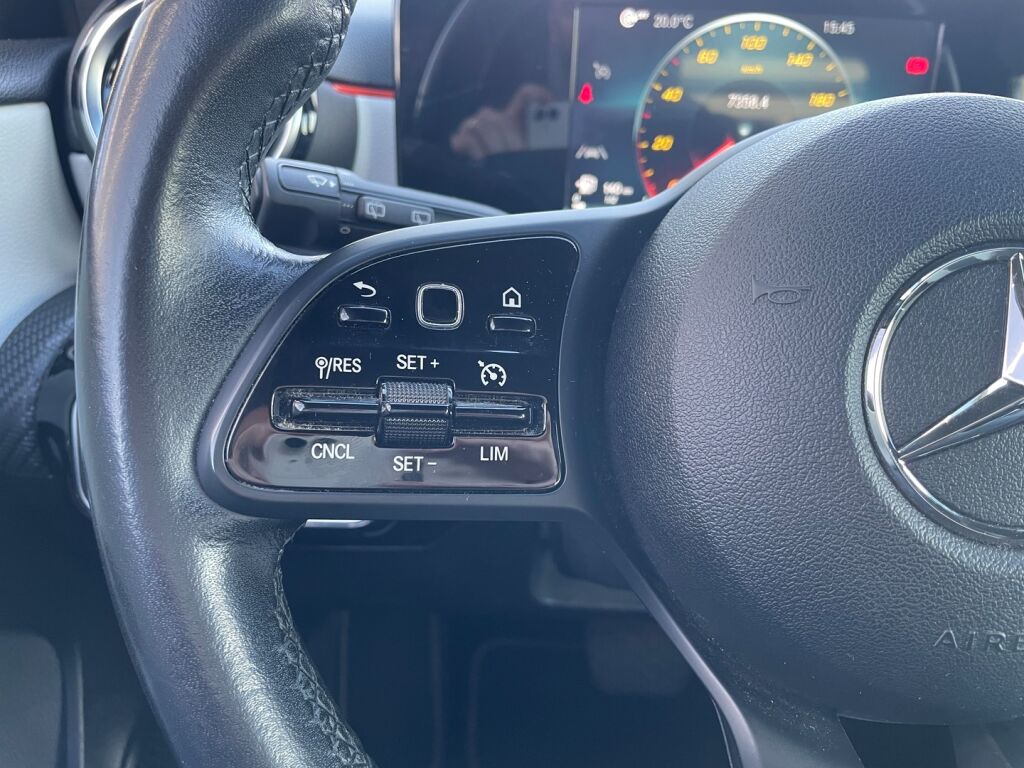 Mercedes-Benz A 2018 Musta