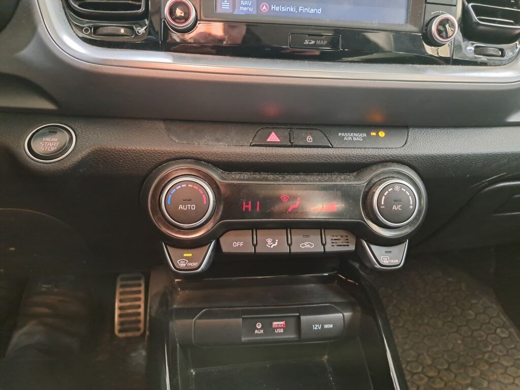 Kia Stonic 2018 Valkoinen