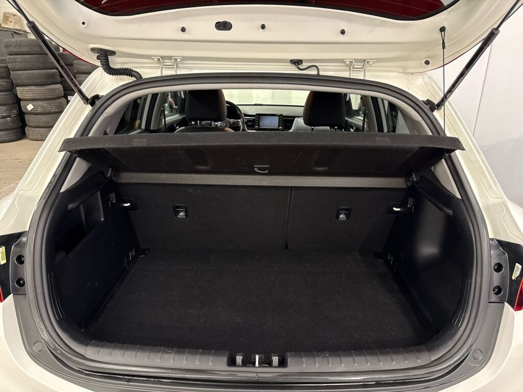 Kia Stonic 2018 Valkoinen