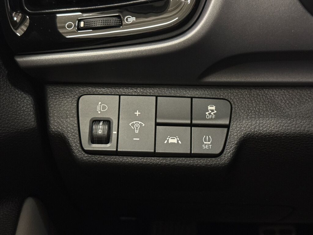 Kia Stonic 2018 Valkoinen