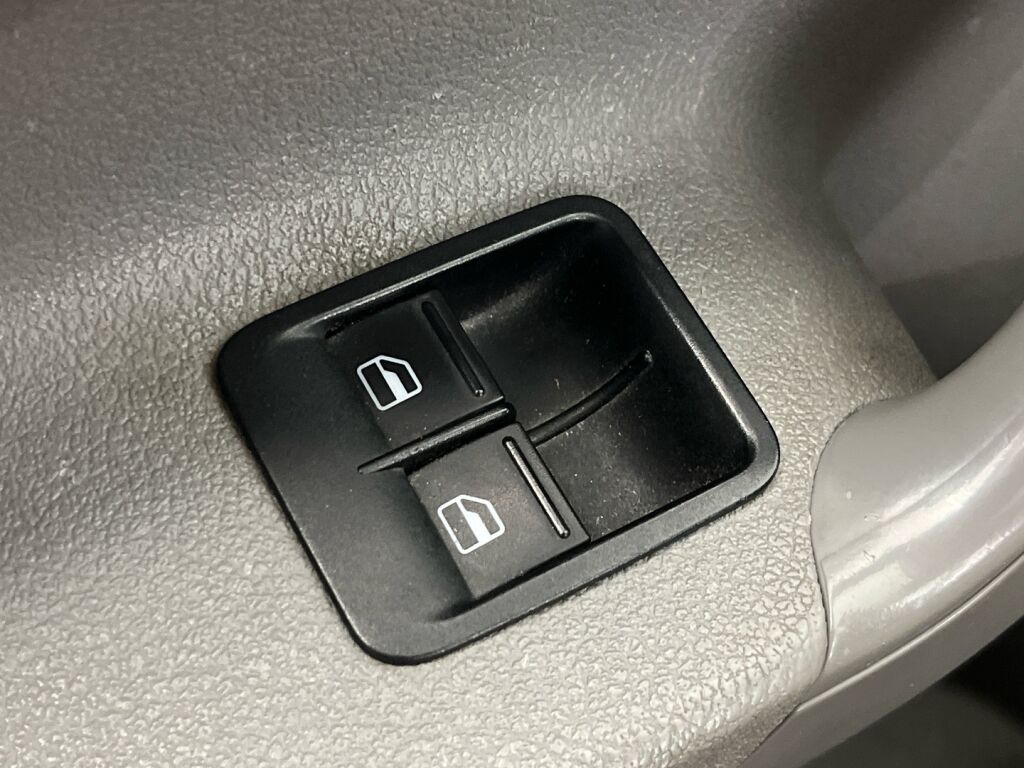 Volkswagen Caddy 2007 Harmaa