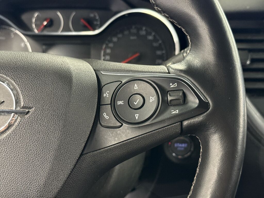 Opel Grandland X 2018 Musta