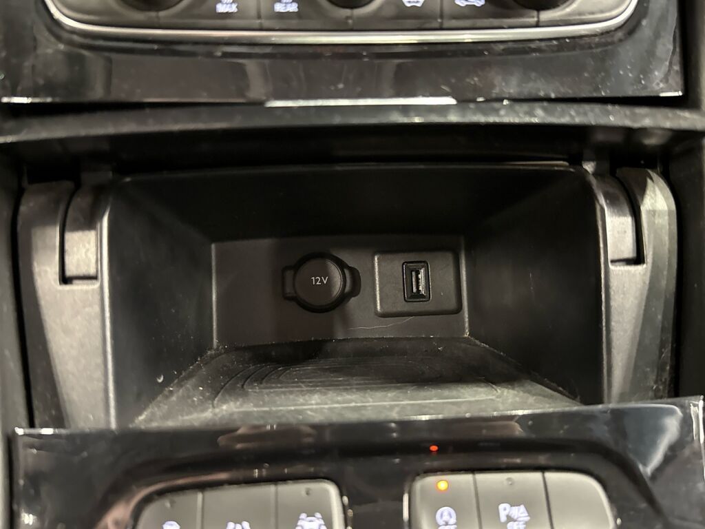 Opel Grandland X 2018 Musta