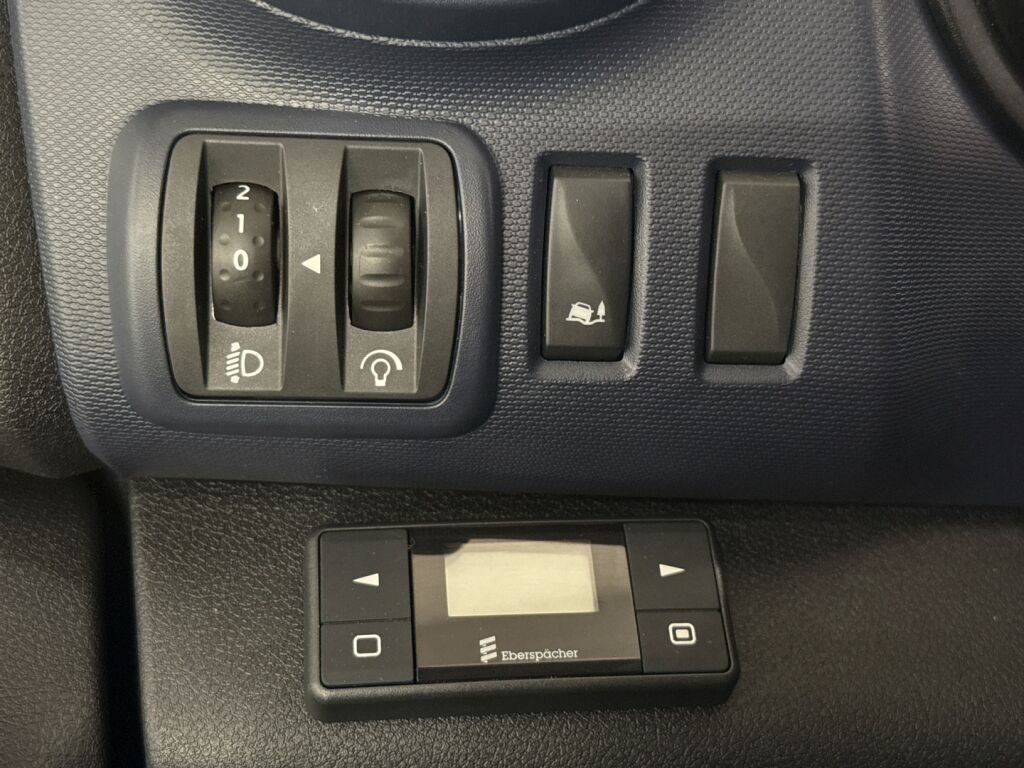 Opel Vivaro 2018 Valkoinen