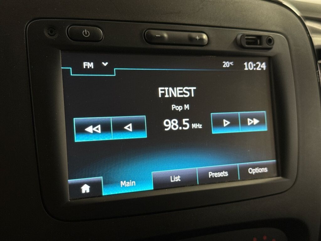 Opel Vivaro 2018 Valkoinen