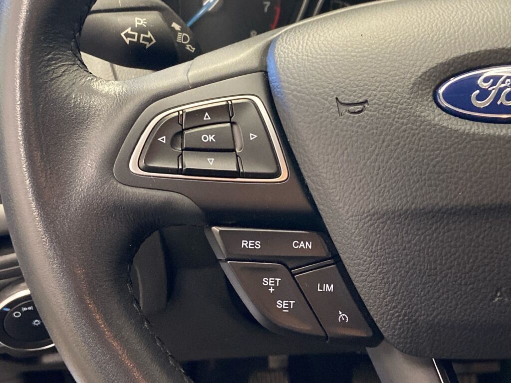 Ford Focus 2018 Harmaa