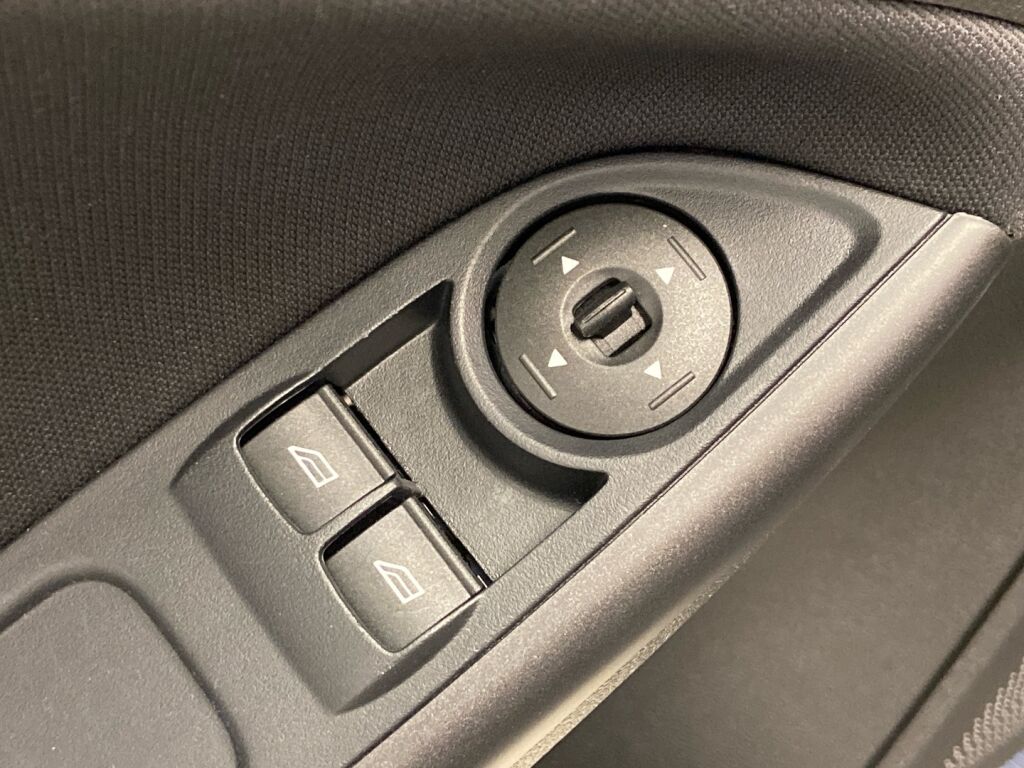 Ford Focus 2018 Harmaa