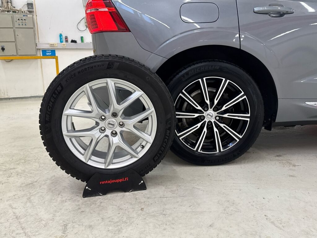 Volvo XC60 2018 Harmaa