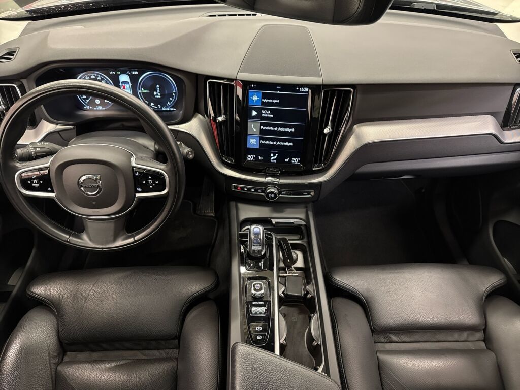 Volvo XC60 2018 Harmaa