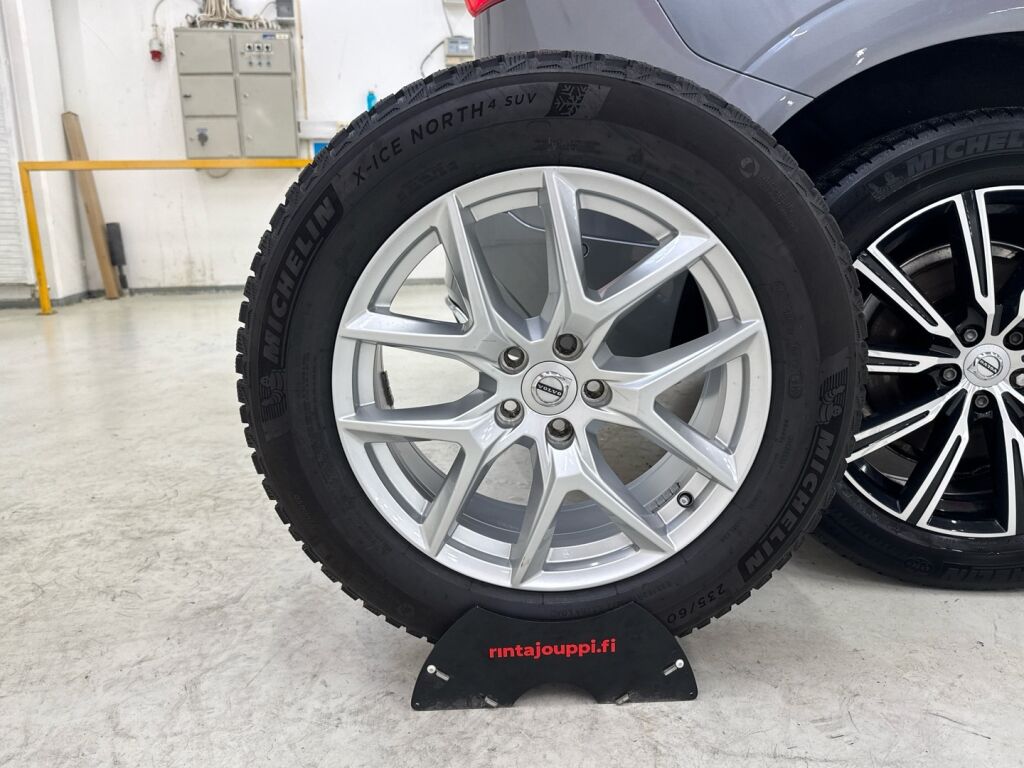 Volvo XC60 2018 Harmaa